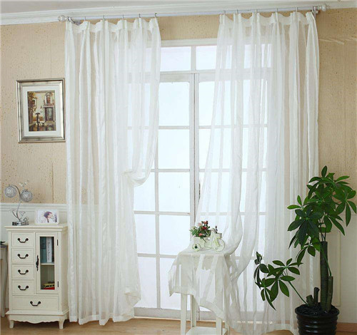 客厅窗帘什么颜色好 客厅窗帘颜色有风水禁忌吗