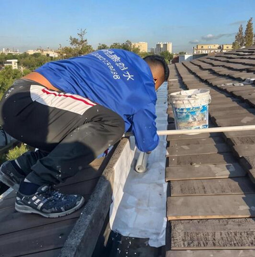 天沟漏水用什么补漏最好