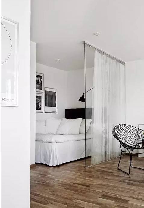 卧室的5种隔断方法，一间房轻松变两间！