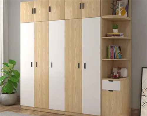 欧派定制衣柜多少钱一平米