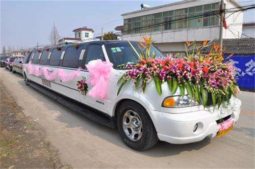 婚庆公司租车价格表  婚车一般多少钱