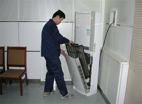 空调出风口声音大就像刮风怎么办