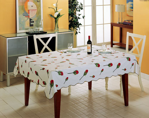 餐桌台布有哪些材料 如何搭配餐桌台布