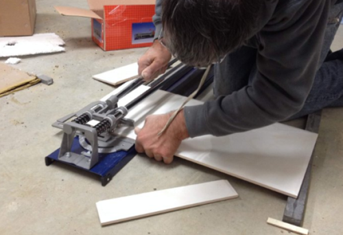 瓷砖用什么工具切割