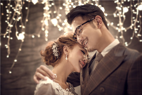 西安婚纱照团购哪家好 婚纱照团购的优点