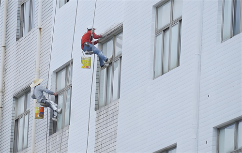 外墙粉刷多少钱一平方合适