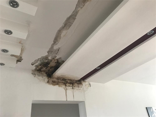 中间楼层房屋漏水怎么回事