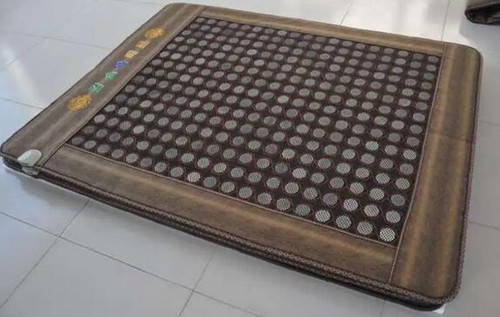 玉石床垫的功效与危害有哪些