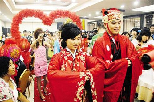 80后婚礼怎么举办才有创意 80后个性婚礼策划方案推荐