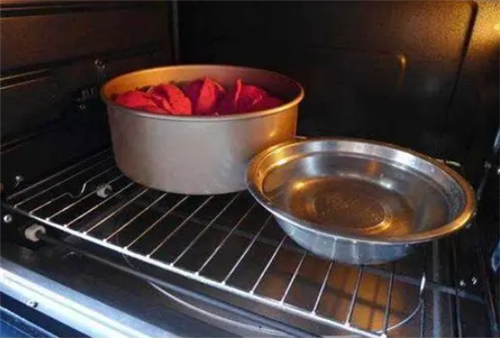 不锈钢碗可以放烤箱吗