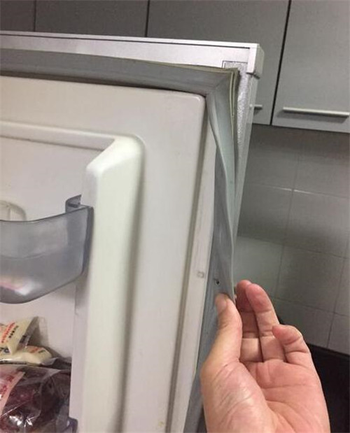 冰箱密封条不严怎么办