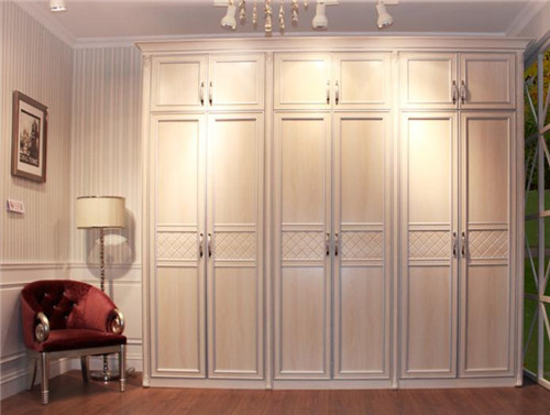 衣柜700一平方贵吗  家用衣柜选购第一参考