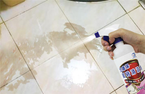 瓷砖上的腻子粉怎么去除