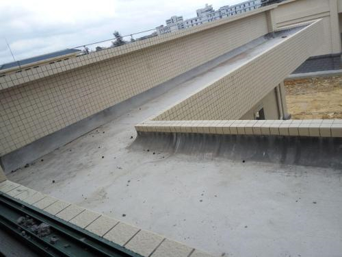 女儿墙一般多高多厚