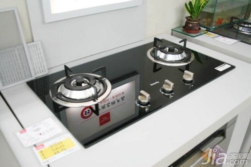 推销燃气灶 老人被骗1800元