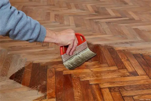 地板打蜡的好处和坏处有哪些