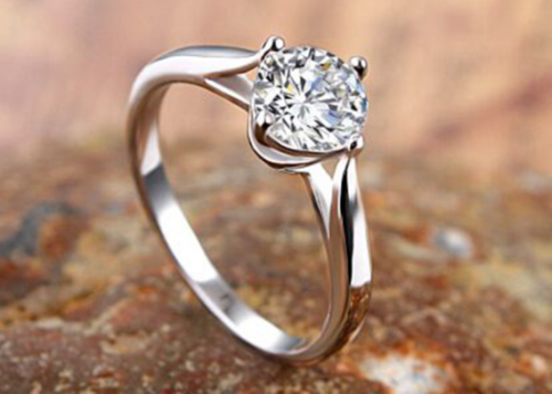 dr的钻戒是真钻石吗 dr的钻戒真的不能买第二次吗