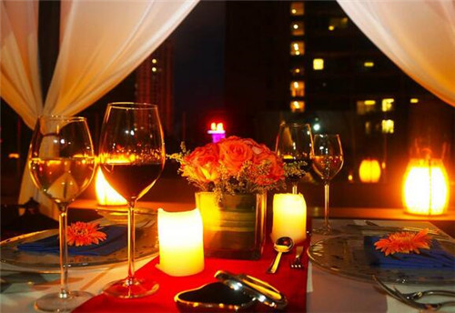 结婚纪念日怎么过   五个经济又浪漫的庆祝方式