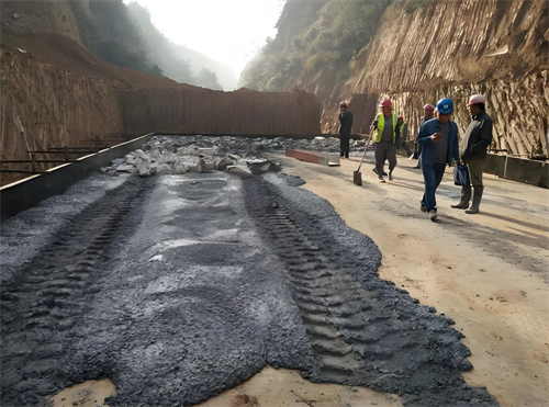 1立方混凝土多少吨