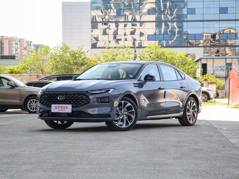 蒙迪欧在 007 系列里扮演了怎样的角色