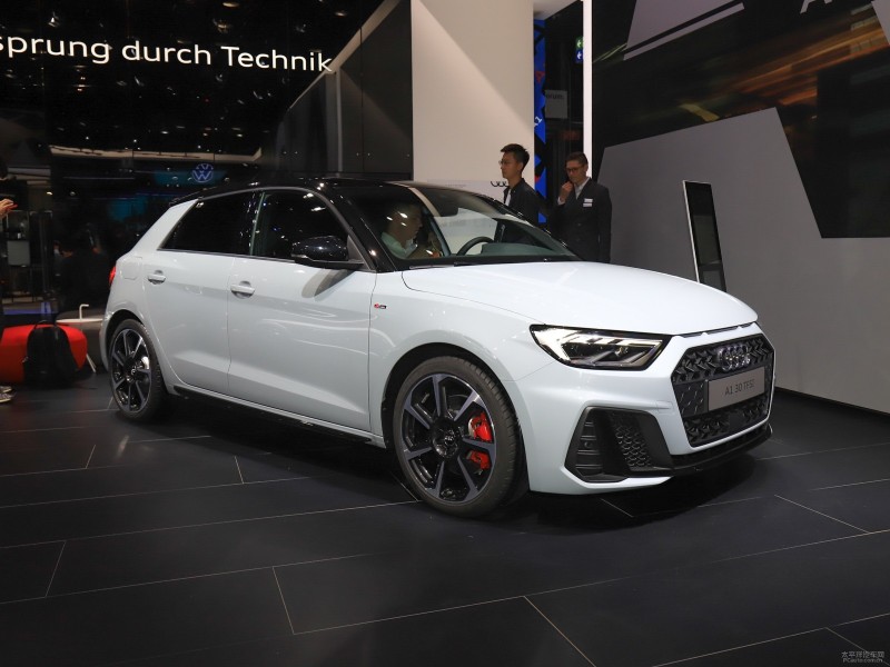 奥迪 A1 三门版的操控性能怎样？