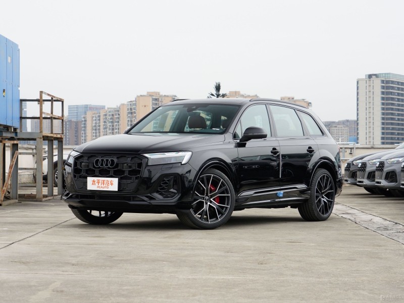 2016 年奥迪 Q7 二手车的价格受哪些因素影响？