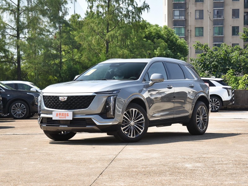 奥迪 Q5L 相较于凯迪拉克 XT5 动力表现谁更强？
