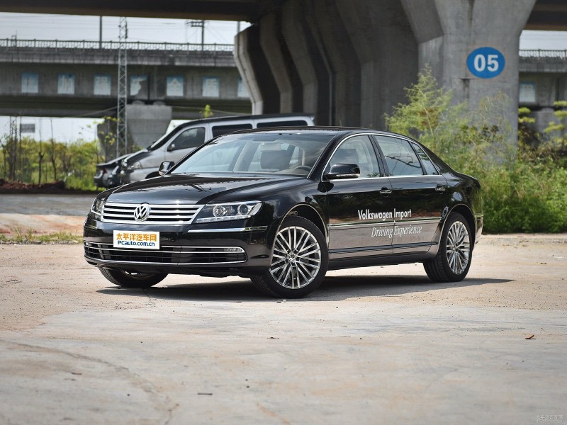 一汽大众辉腾入门级车型的报价是多少？