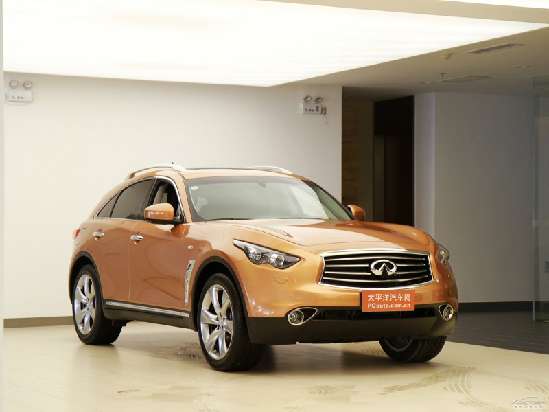 英菲尼迪 FX45 的维修保养成本高吗？